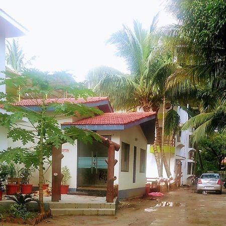Ruturaj Inn Alībāg Exteriér fotografie