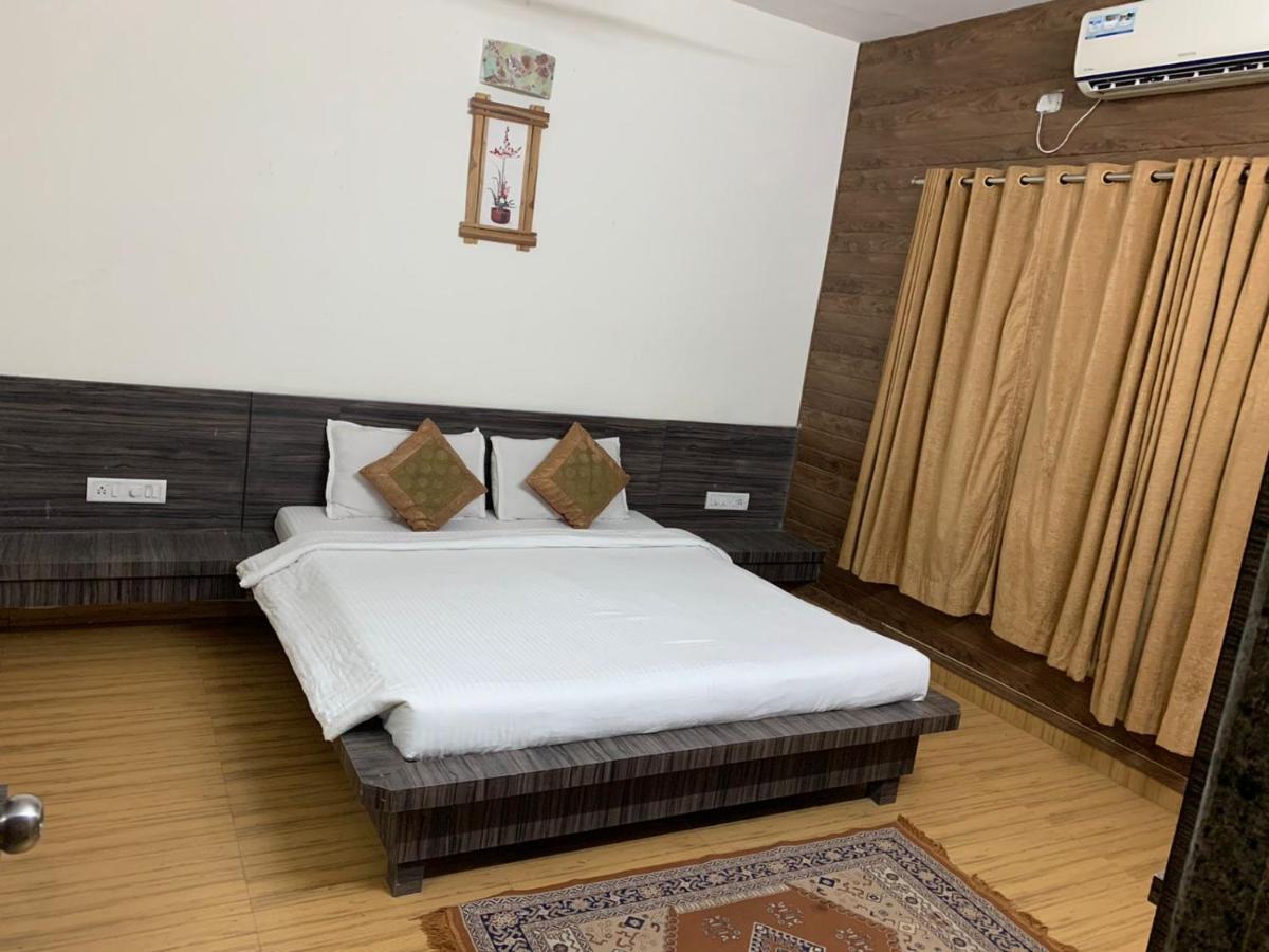 Ruturaj Inn Alībāg Exteriér fotografie