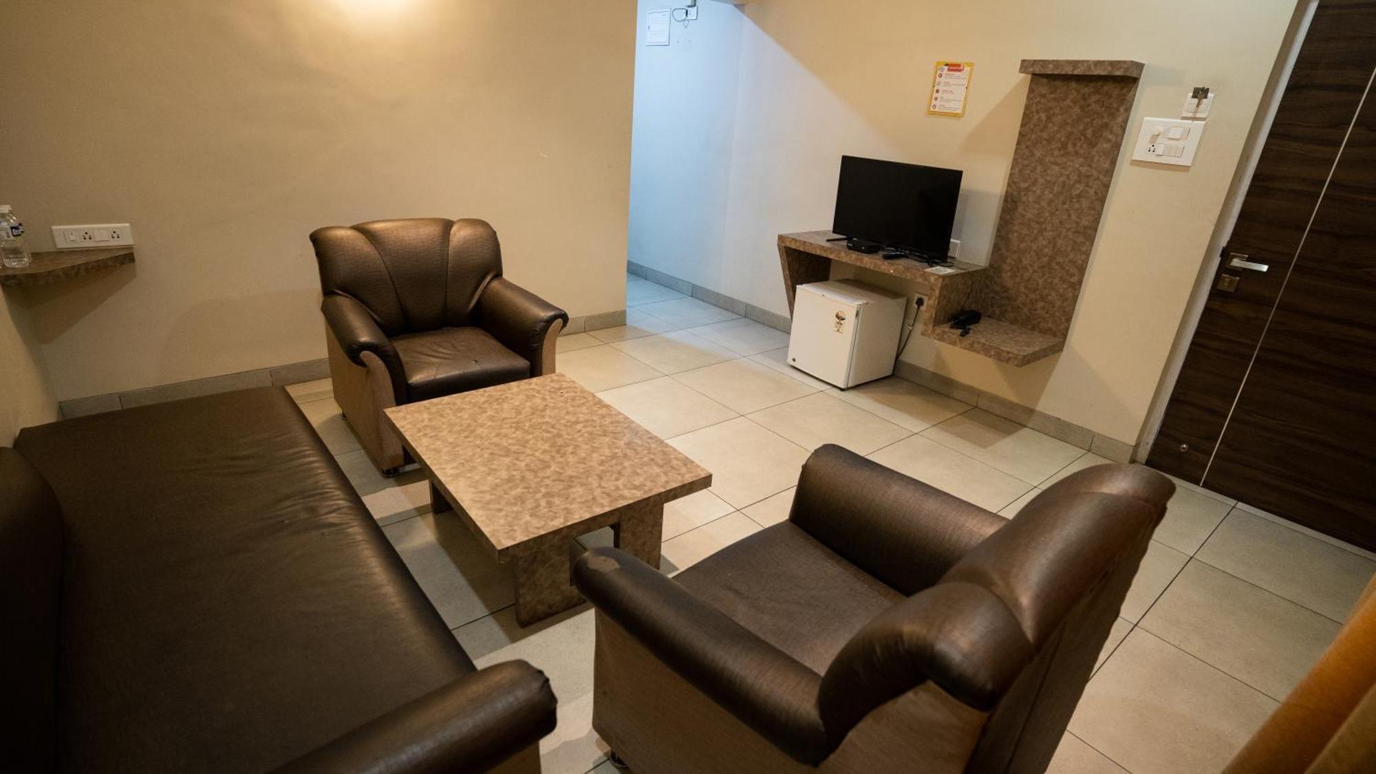 Ruturaj Inn Alībāg Exteriér fotografie
